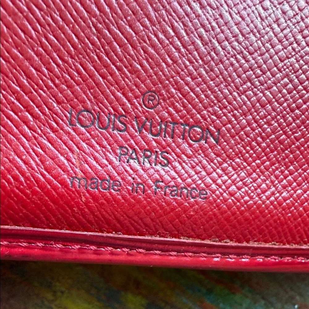 Louis Vuitton Scarlet Epi Leather Wallet Red LV Bi Fold Unisex Vintage